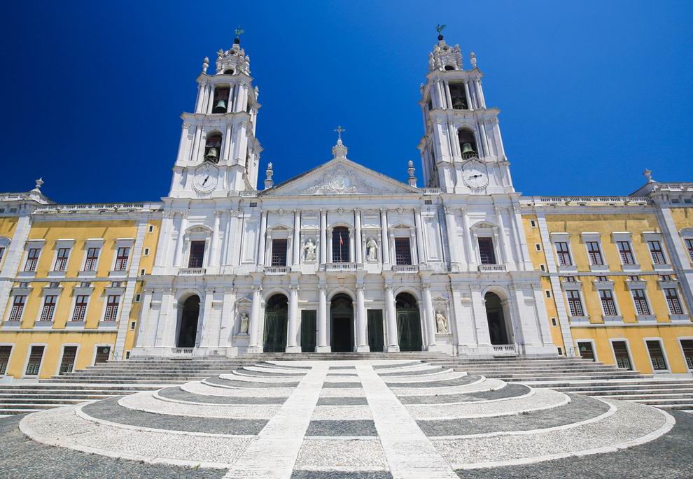 Mafra kolostor - Lisszabon környéki látnivalók